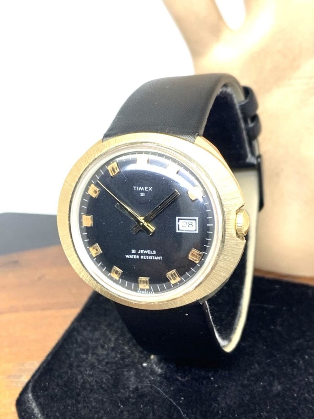 Timex Men's Watch Vintage Manual Wind Gold Tone Case Black Leather Strap 38mm